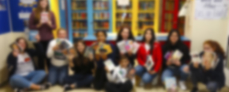 Spenden für die Schülerbibliothek